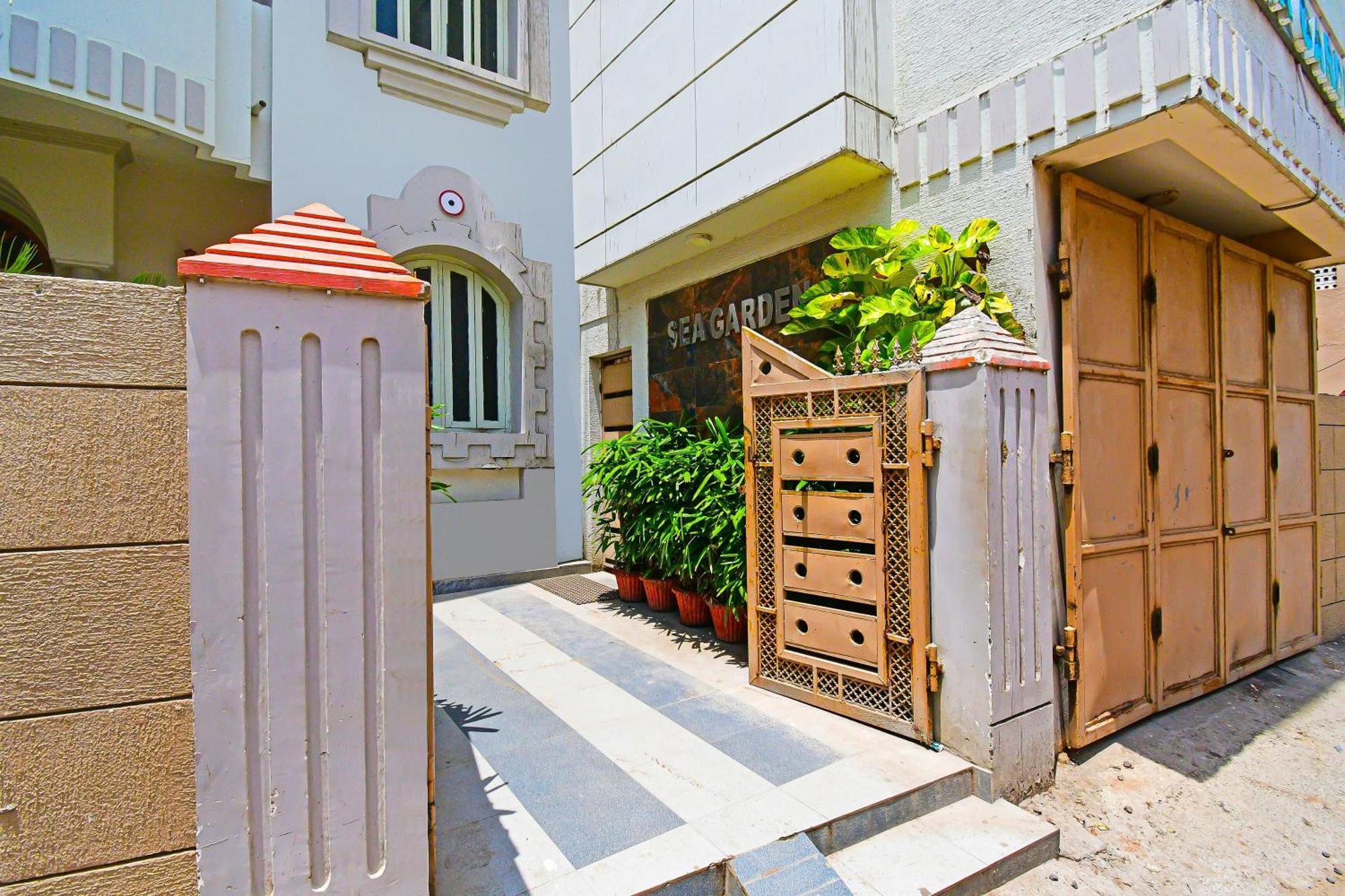 Oyo Flagship Hotel Sea Garden Puri Exterior foto