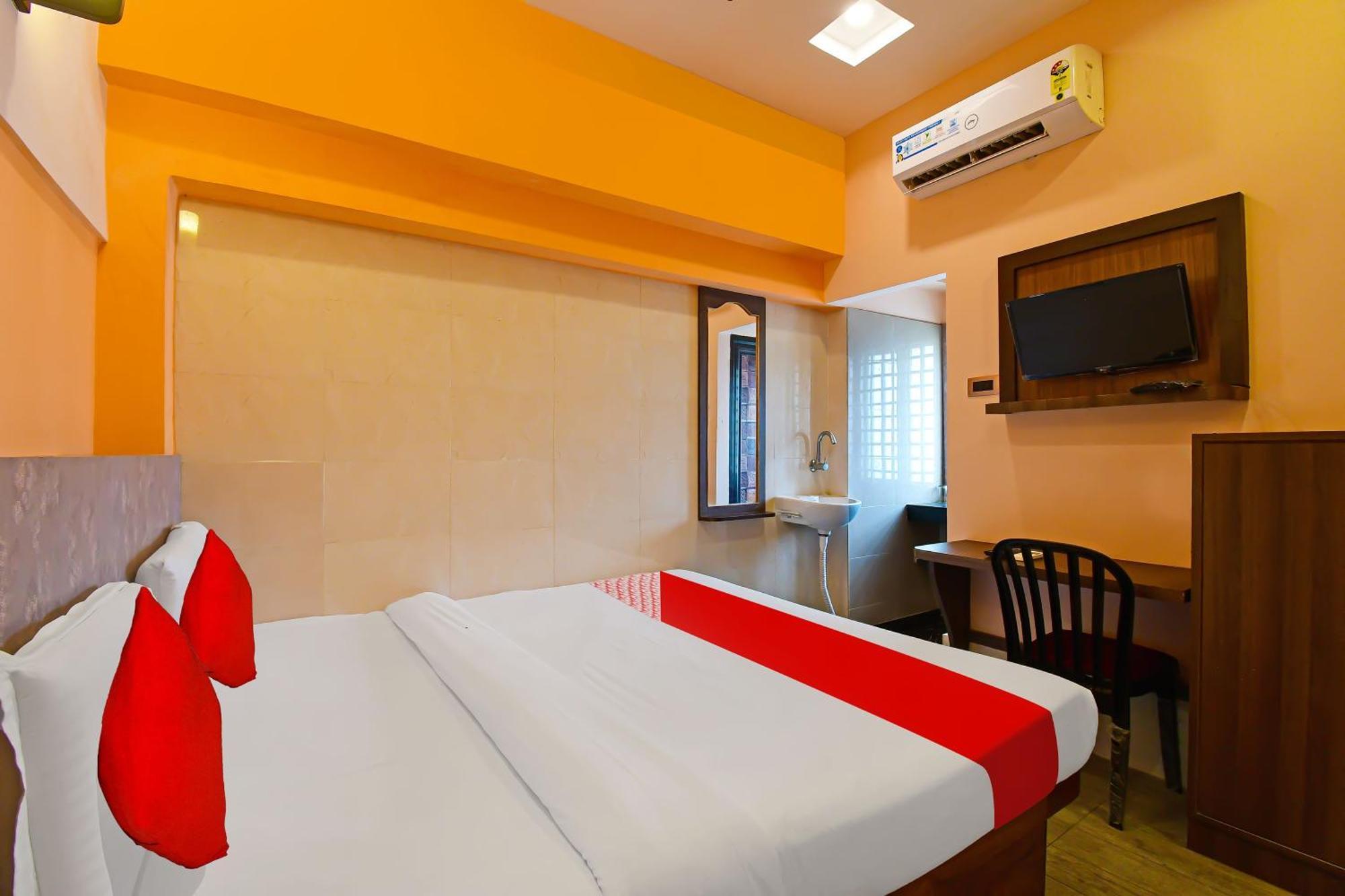Oyo Flagship Hotel Sea Garden Puri Exterior foto